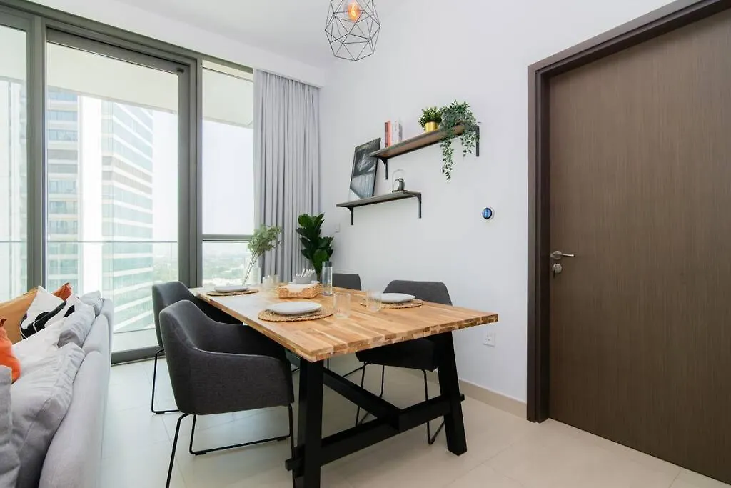 Elite Escape Holiday Home - 1 Bhk Getaway With Dubai Mall Access - 1502 0*,